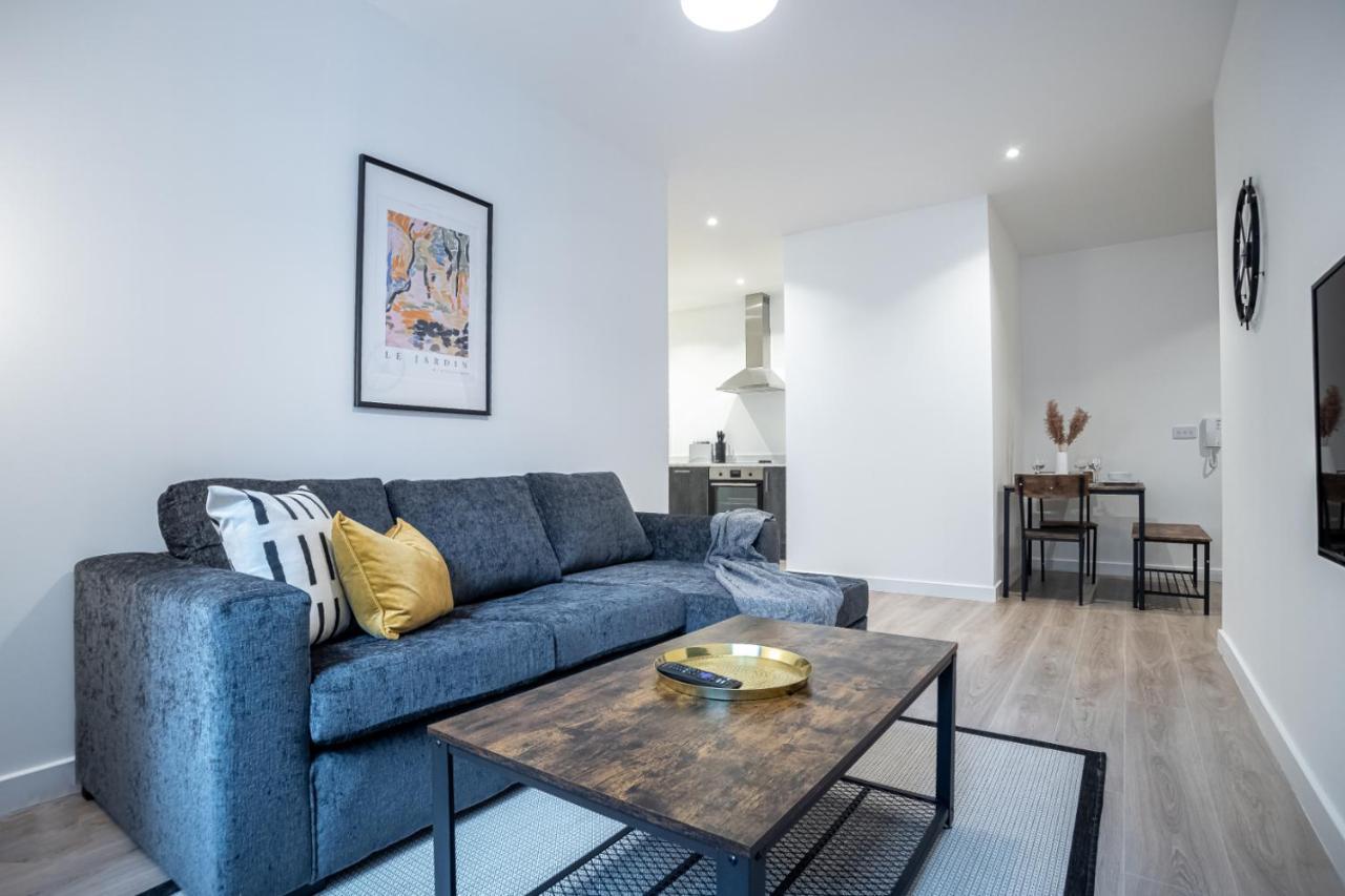 Luxe Apartments - Heart Of Peterborough - Free Parking-Gym-Cinema Zewnętrze zdjęcie